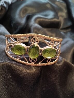 Silver Filigree Cuff Bracelet with Three Large Green Onyx Faceted Stones